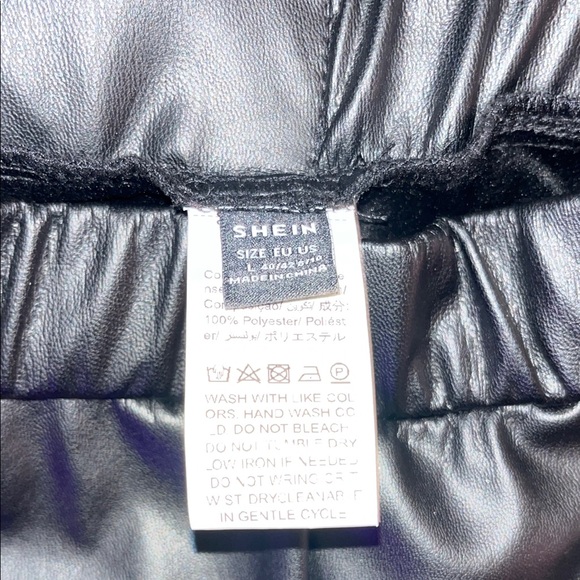 Womans 2 Black and  1 Silver faux leather leggings, stretch, elastic, long pants - Picture 7 of 7